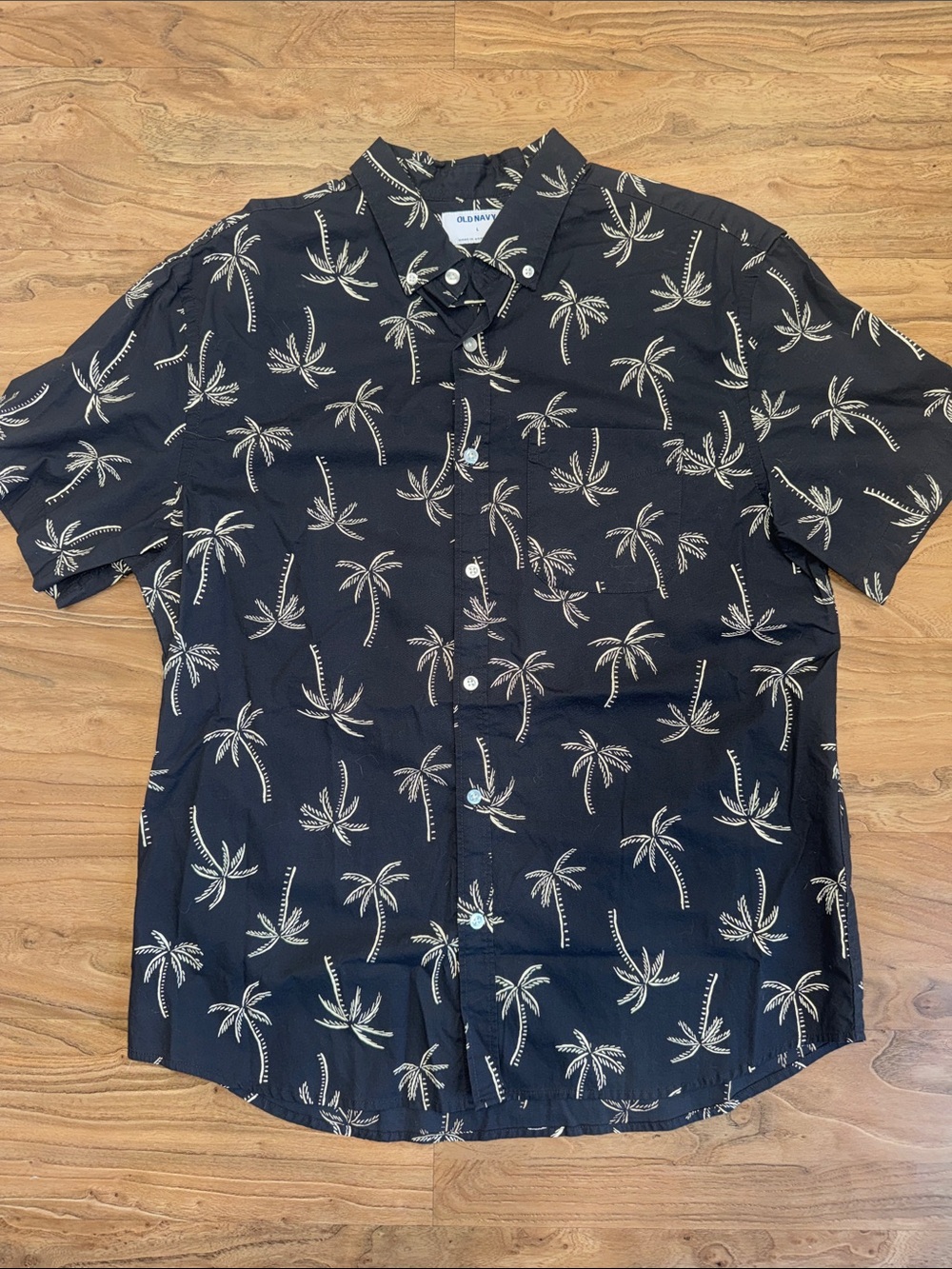 Old Navy Navy Short-Sleeve Palm Print Button-Up Shirt